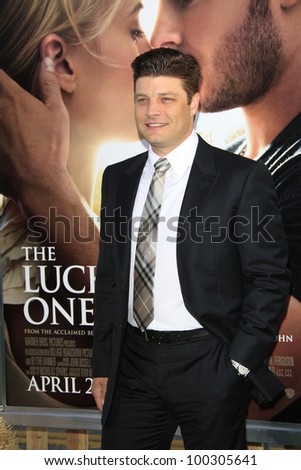LOS ANGELES - APR 16: Jay R Ferguson at the premiere of Warner Bros. Pictures\' \'The Lucky One\' at Grauman\'s Chinese Theatre on April 16, 2012 in Los Angeles, California