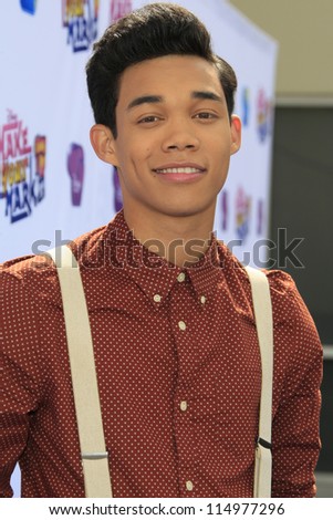 LOS ANGELES - OCT 6: Roshon Fegan at the \'Make Your Mark: Shake It Up Dance Off 2012\' at LA Center Studios on October 6, 2012 in Los Angeles, California