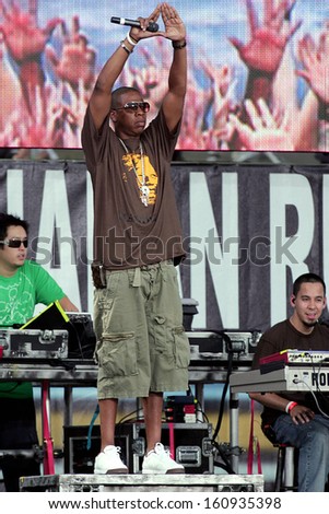 Jay-Z and Linkin Park on stage for Live 8 Concert, Philadelphia Museum of Art, Philadelphia, PA, Saturday, July 02, 2005