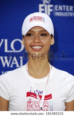 Jessica Alba in attendance for Revlon Run/Walk to Benefit Women\'s Cancer Research, Los Angeles Memorial Coliseum, Los Angeles, CA, May 12, 2007