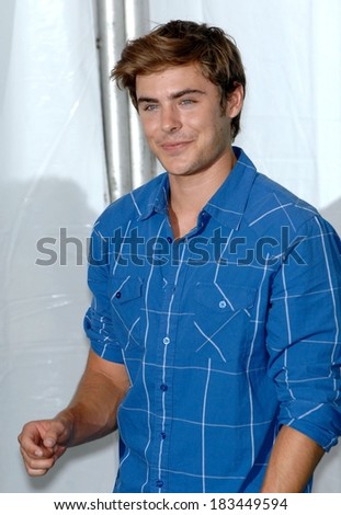 Zac Efron in the press room for Teen Choice Awards - PRESS ROOM, Gibson Amphitheatre at Universal CityWalk, Los Angeles, CA August 9, 2009