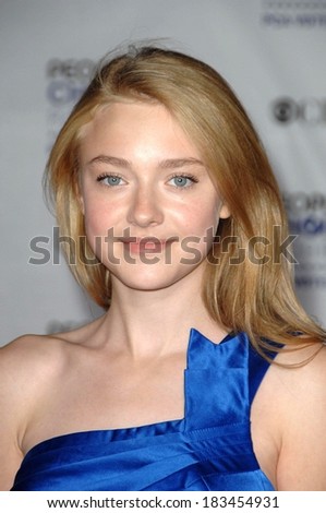 Dakota Fanning at ARRIVALS - 35th Annual People's Choice Awards, Shrine ...