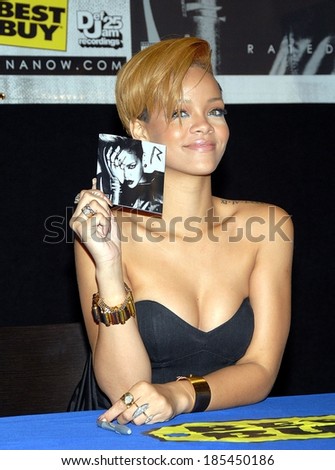 Rihanna at in-store appearance for Rihanna Promotes New Album RATED R, Best Buy, New York, NY November 23, 2009