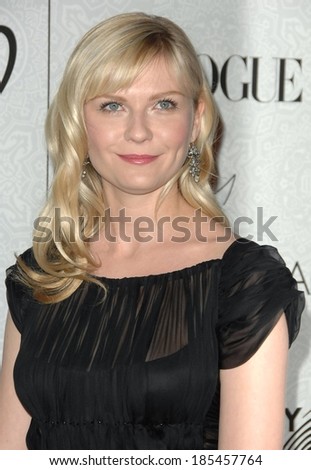 Kirsten Dunst at The Art of Elysium\'s Annual HEAVEN Gala, 9900 Wilshire Blvd, Beverly Hills, CA January 16, 2010