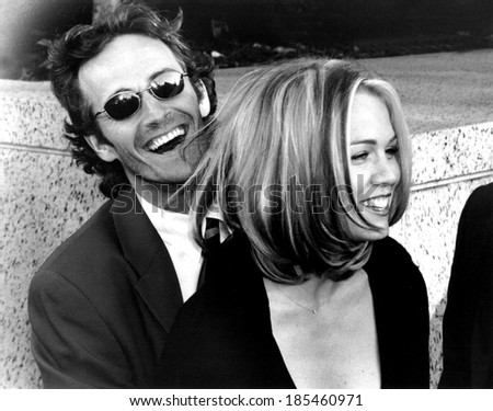 Luke Perry, Jenny Garth at the Fox affiliates meeting in New York, 5/20/99