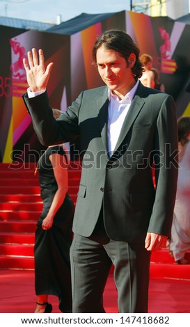 MOSCOW - JUNE 20: Jeremy Kleiner, an american film producer, at XXXV Moscow International Film Festival red carpet opening. He presents his recent movie World War Z. Taken on June 20, 2013 in Moscow.