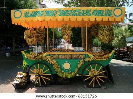 Turkish street shop - cart with bananas in Alanya