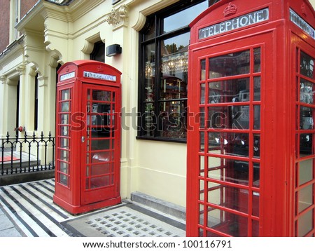 London, England, old fashioned red telephone booth