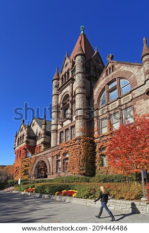 University of Toronto, Victoria College, colorful fall ivy