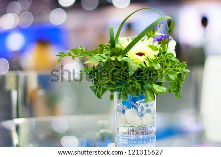 Vase of flower