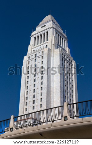 LOS ANGELES, CA/USA - SEPTEMBER 30, 2014: Los Angeles City Hall. Los Angeles City Hall houses the mayor\'s office and the meeting chambers and offices of the Los Angeles City Council.