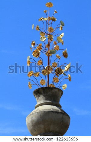 Gold flower vases.