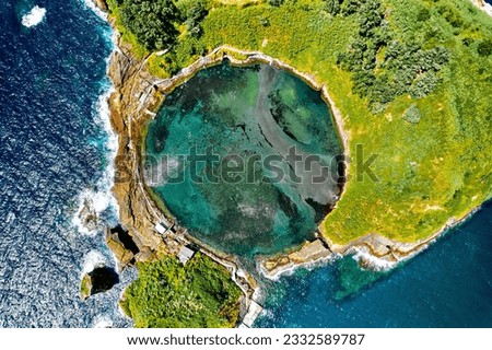 Foto Bild Luftaufnahme der Insel Vila Franca do Campo, Insel Sao Miguel, Azoren, Portugal.