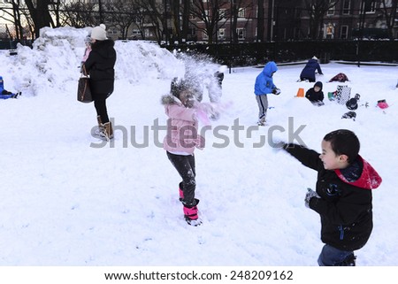 NEW YORK CITY - JANUARY 28 2015: Asphalt Green, a non-profit center on Manhattan\'s Upper East Side, sponsored its annual Snowman Showdown on the football fields of its 90th Street campus.