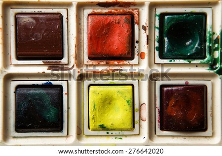 old well used artist watercolour paints set