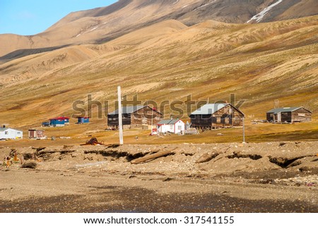 Remote scandinavian houses close to Longyearbyen, Svalbard