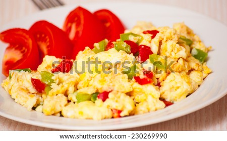 scrambled eggs with vegetables
