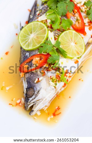 steamed fish, Chinese style steamed fish in spicy sauce