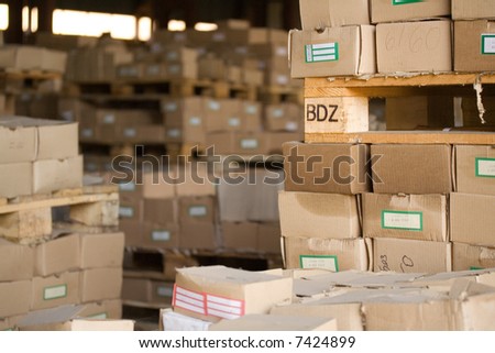 Cargo boxes