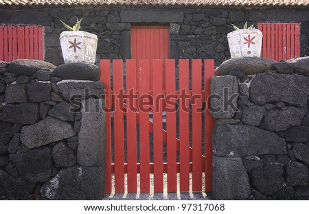 Wood gate to a Azores villa