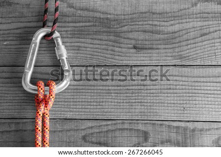Mountain gear for climbing: Clove Hitch knot