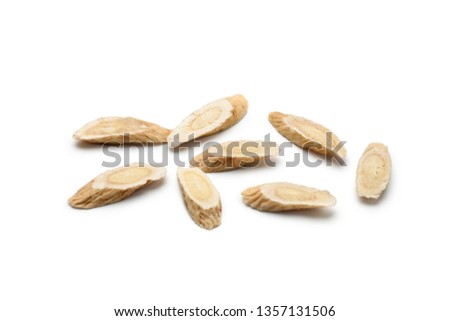 Sliced ​​of Astragalus (Huang Qi) isolated on white background, Chinese herbal medicine. Foto d'archivio © 