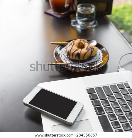 Mobile Phone, Business items