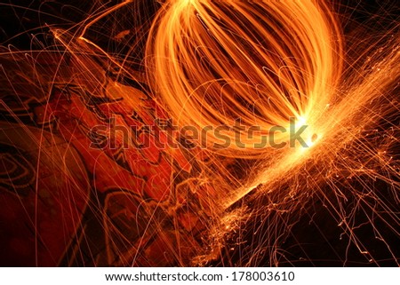 Golden Globe - Long exposure using fireworks