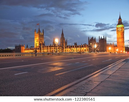 Houses of Parliament Westminster Palace London gothic architecture - at night