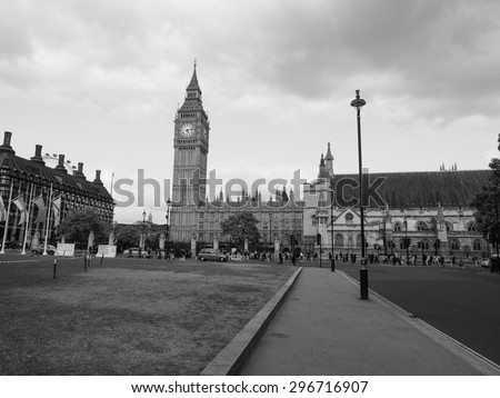 LONDON, UK - JUNE 09, 2015: Tourists in Parliament Square in Westminster in black and white