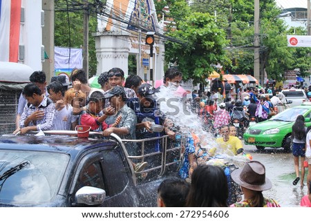 SAMUTPRAKAN - APRIL 19: Songkran Festival is celebrated in Thailand as the traditional New Year's Day from April 13 to 15 ,a costume parade and a splash of water April 19, 2015 in Samutprakan.