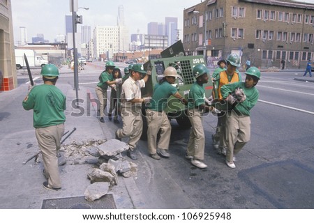 CIRCA 1990 - Urban cleanup crew in Los Angeles on Earth Day