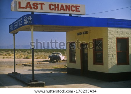 Last Chance full service gas station Route 395, CA