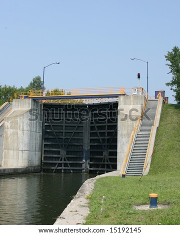 Vertical Composition of the Lower Lock Gate on Lock 4 of the Erie Canal