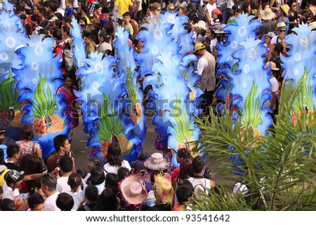 CEBU CITY, PHILIPPINES - JAN 15: Filipino Catholic devotees dance and perform in the Annual Feast of the Child jesus or Sinulog Santo Nino Parade  in Cebu City, Philippines on Sun, Jan 15, 2012.