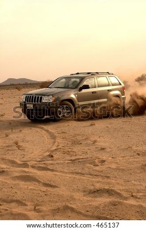 The 2005 Jeep Grand Cherokee in the desert during a test drive