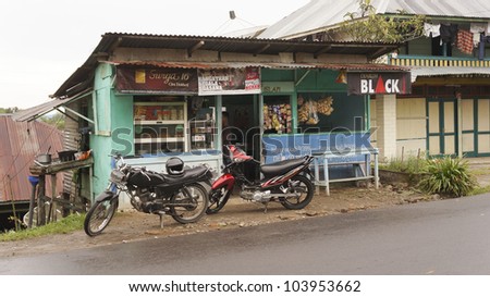 GUNDALING,BRASTAGI,INDONESIA-MAY 29:Local eatery shop in Gundaling, Brastagi, Indonesia on May 29,2012.There were 35.10 million Indonesian under poverty line (15.97%) as of July 2005.