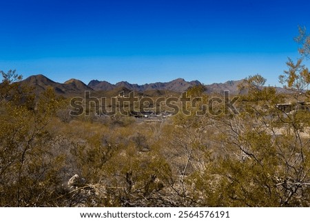 Similar – Foto Bild ein Gebirgszug, umrahmt von Vegetation an den Rändern, an einem Sommertag mit einem Himmel mit baumwollartigen Wolken, Pena Telera, Valle de Tena, Biescas, Huesca, Spanien