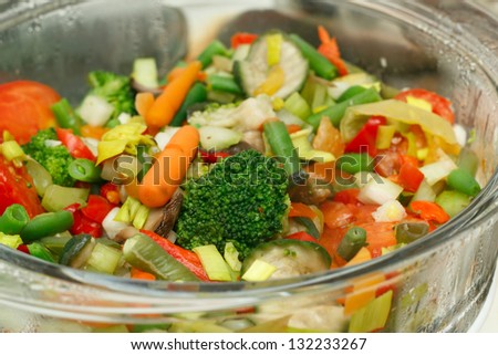 preparation of boiled vegetables in a double boiler