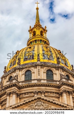 Gikdeb Dome Church Les Invalides Paris France.  King Louis IV created church 1670. Invalides became a large military muesum with the tombs of famous military figures, including Napoleon 1 Photo stock © 