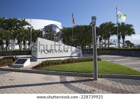 MIAMI,FLORIDA/USA-OCTOBER 30: Miami City port logo on October 30th 2014 in the City of Miami close to Bayside marketplace and Bayfront park, Florida.