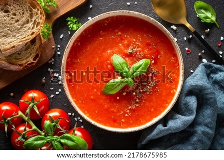 Similar – Foto Bild Zutaten für Tomaten-Erdbeersuppe auf dem Tisch