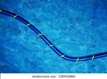 3d rendering of a submarine cable on the seabed seen from above