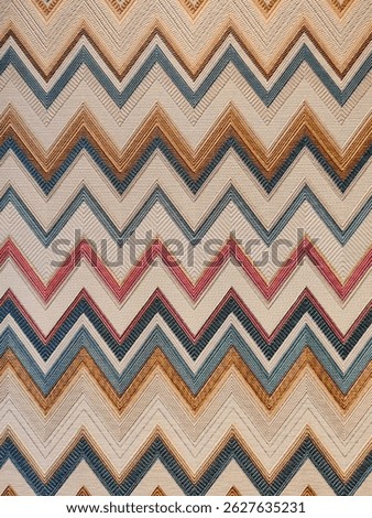 Abstract geometric seamless pattern. Fabric doodle zigzag line ornament. Zigzag pencil drawing background