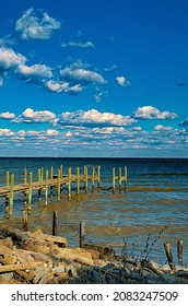 Chesapeake Bay Fishing Pier, Illustration 