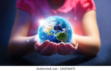 Child Hold World - Magic Of Life - Earth Day Concept - 3d Rendering - Usa Elements Of This Image Furnished By NASA
