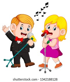 Cute Funny Couple Emotionally Singing Songs Stock Vector (Royalty Free ...