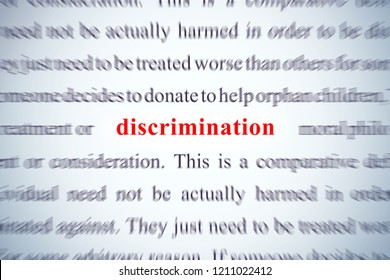 discrimination focus on word. zoom on concept