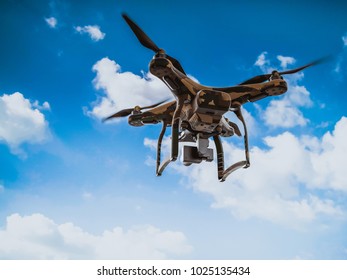 Dron Drone Military Camouflage 3d Illustration