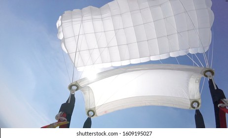 831 Emergency Parachute Images, Stock Photos & Vectors | Shutterstock